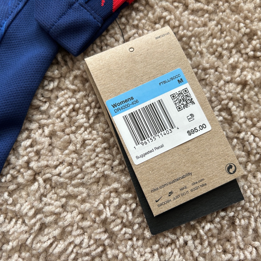 NEW Nike USA soccer jersey women M Blue - Picture 6 of 6